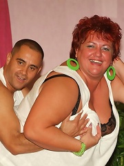 Fat redhead Mindy gets down on all fours to let a hunk pound her pussy hard doggy style live