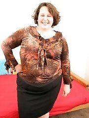 Older bbw babe slammed by a dude